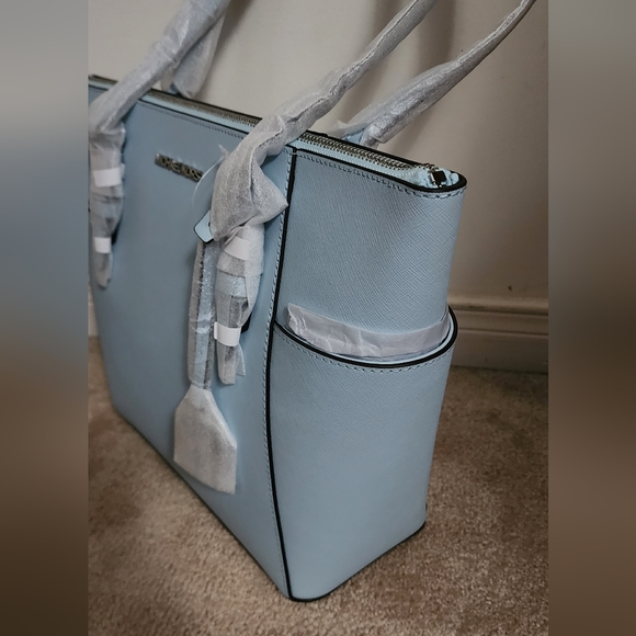 Michael Kors Charlotte TZ Tote Vista Blue Large - Picture 8 of 16